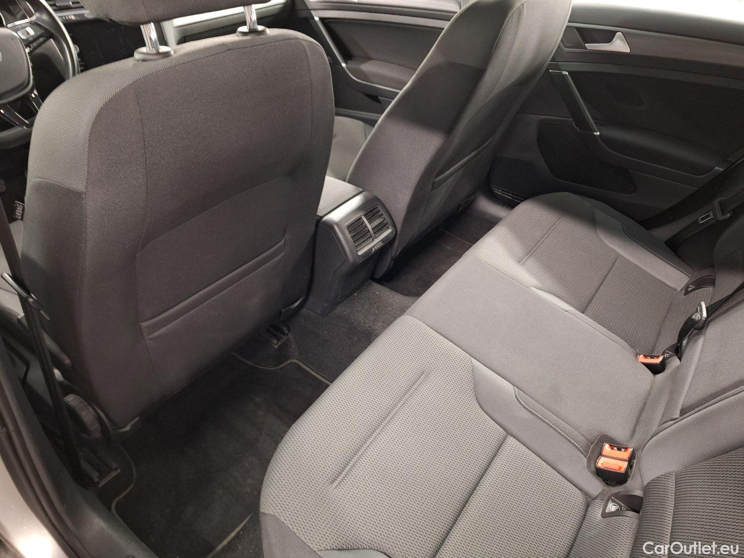  Volkswagen  Golf  VW, VII FL'16, Volkswagen VII 1.6 TDi Comfortline 5d #35