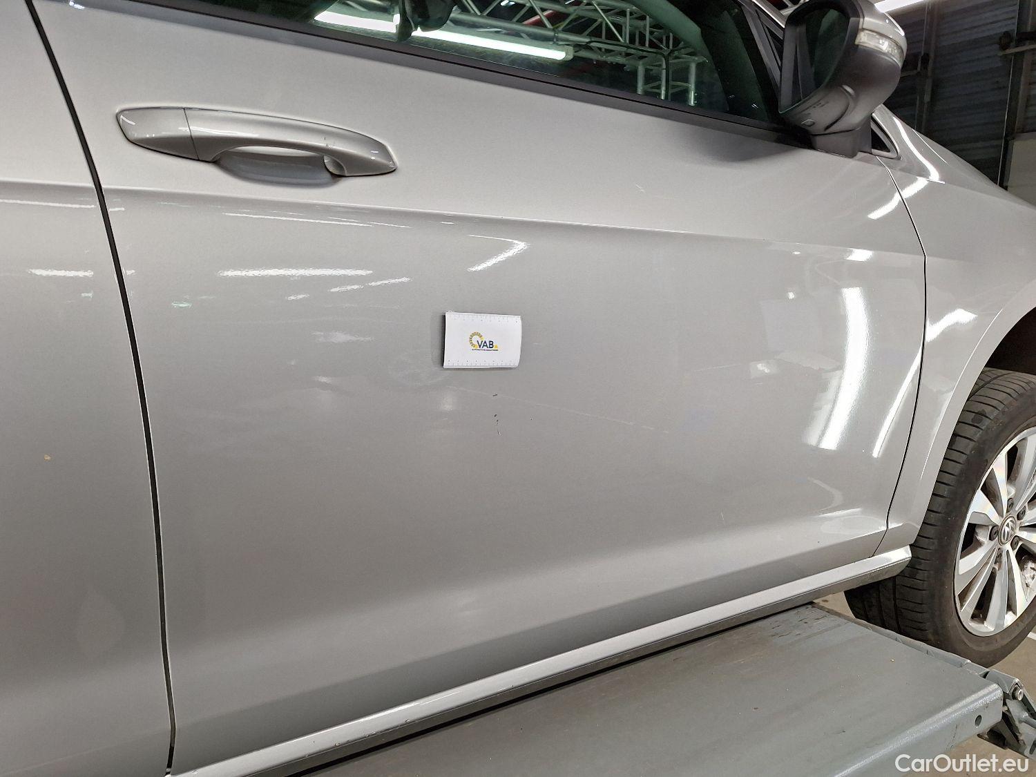  Volkswagen  Golf  VW, VII FL'16, Volkswagen VII 1.6 TDi Comfortline 5d #9