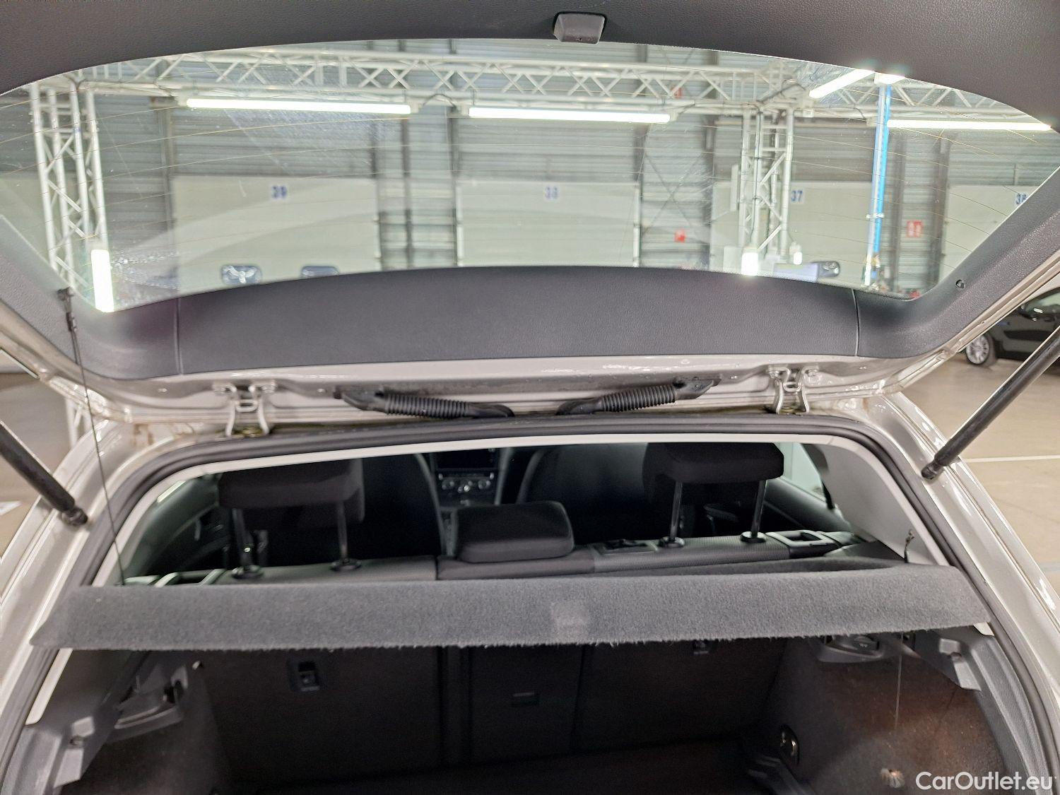  Volkswagen  Golf  VW, VII FL'16, Volkswagen VII 1.6 TDi Comfortline 5d #31