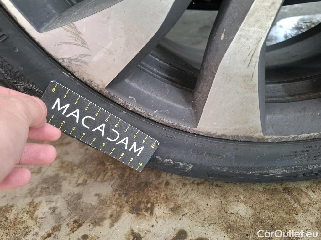  Renault  Megane RENAULT Mégane Estate / 2020 / 5P / Break techno TCe 140 EDC #21