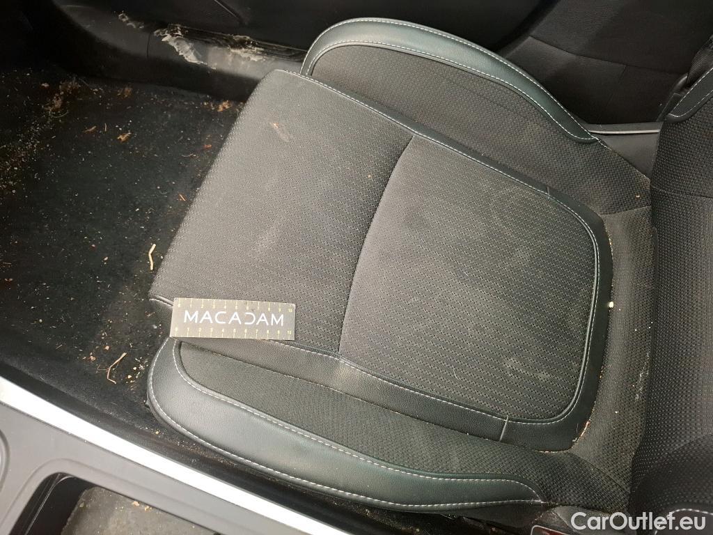  Renault  Megane RENAULT Mégane Estate / 2020 / 5P / Break techno TCe 140 EDC #33