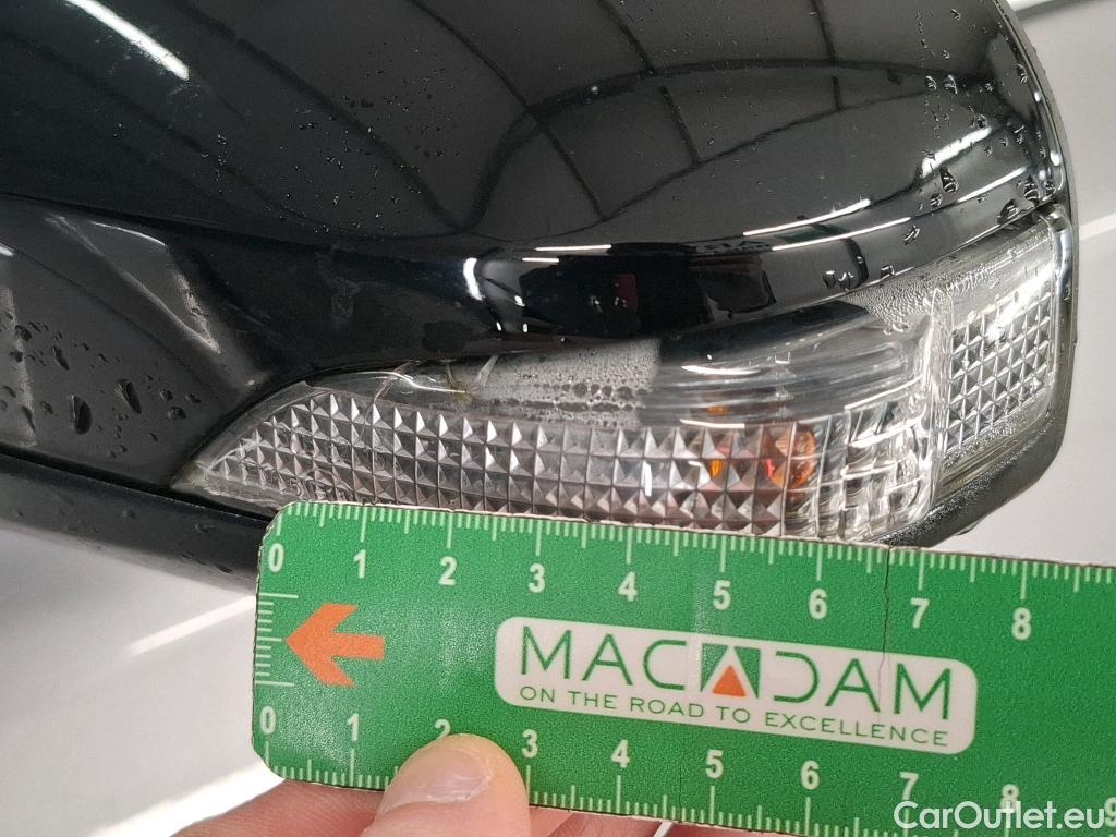  Toyota  C-HR TOYOTA  5p Berline 1.8 HYBRIDE 122 GRAPHIC #2