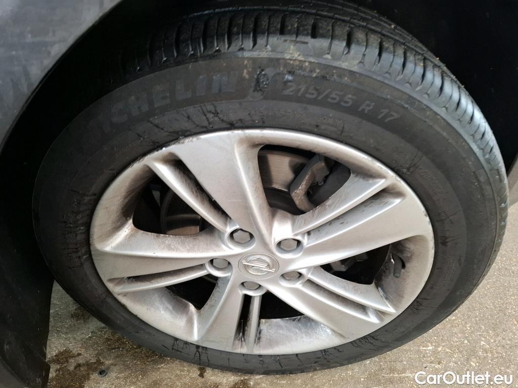  Opel  Insignia OPEL  Sports Tourer / 2020 / 5P / Break 1.5 Diesel 122ch ELEGANCE #20