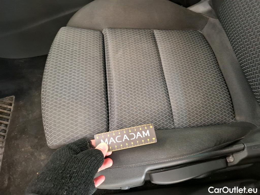  Opel  Insignia OPEL  Sports Tourer / 2020 / 5P / Break 1.5 Diesel 122ch ELEGANCE #39