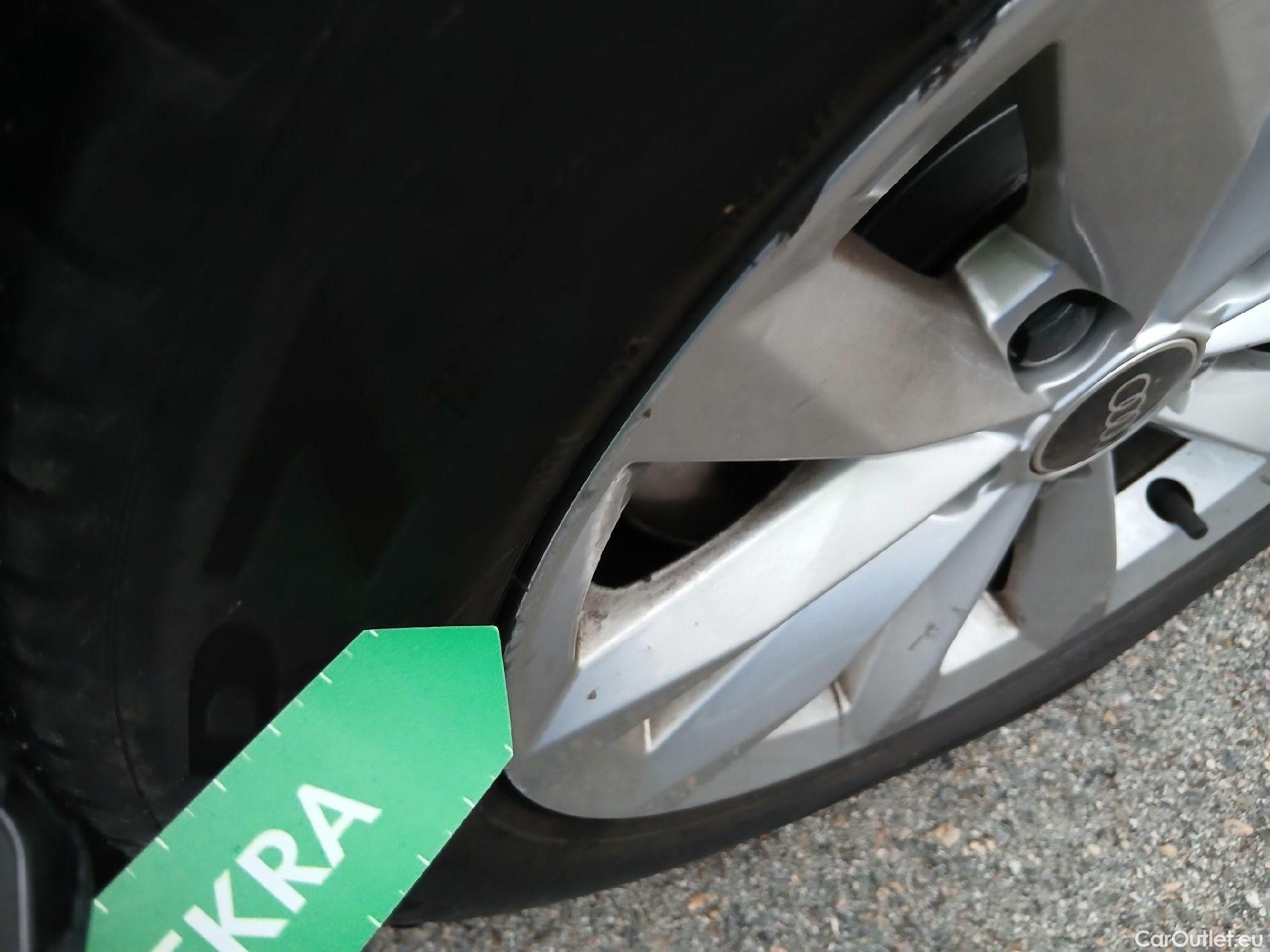  Audi  A3 AUDI  / 2020 / 5P / berlina con portón Sportback 30 TFSI 81kW (110CV) S tronic #9