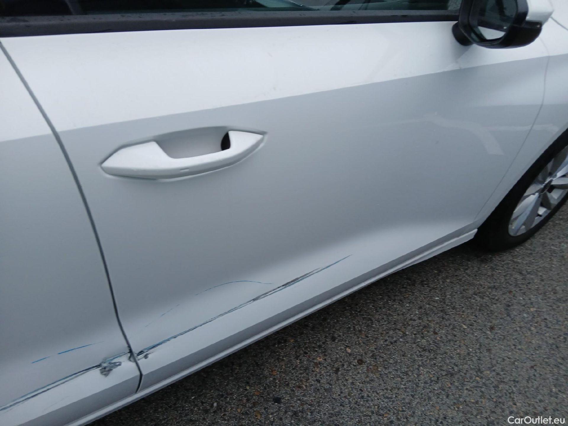  Audi  A3 AUDI  / 2020 / 5P / berlina con portón Sportback 30 TFSI 81kW (110CV) S tronic #34