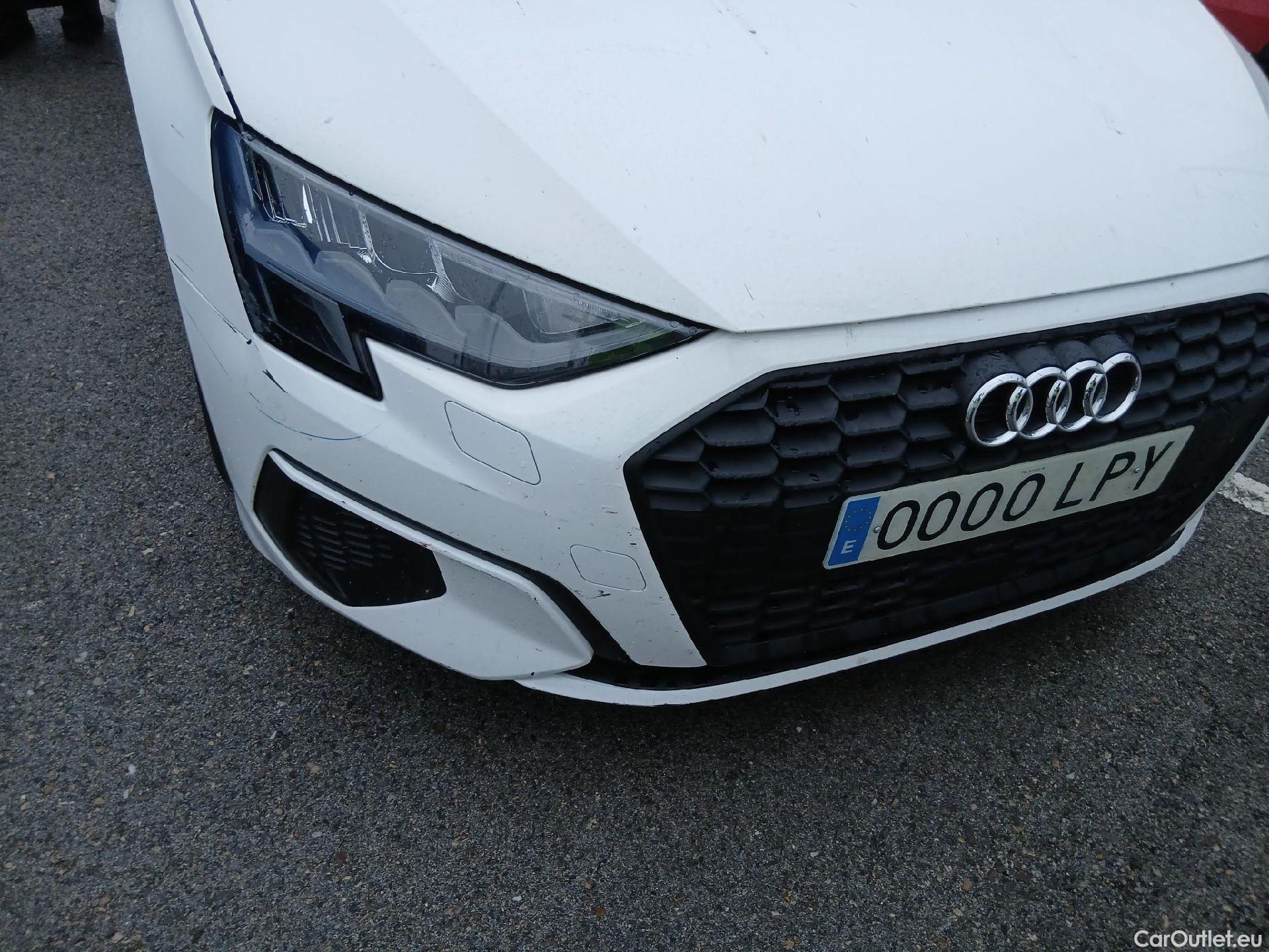  Audi  A3 AUDI  / 2020 / 5P / berlina con portón Sportback 30 TFSI 81kW (110CV) S tronic #19