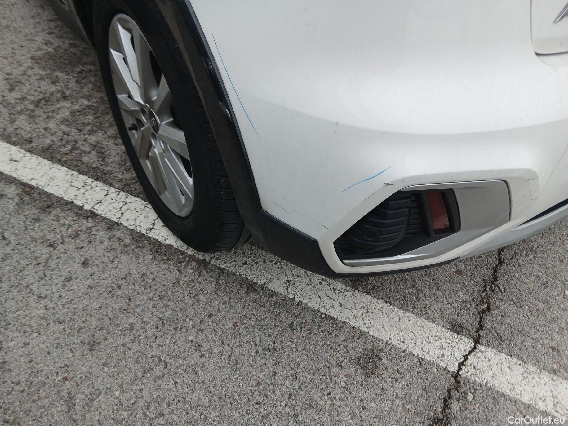  Audi  A1 Sportback AUDI A1 / 2018 / 5P / berlina con portón citycarver 30 TFSI 81kW (110CV) #24