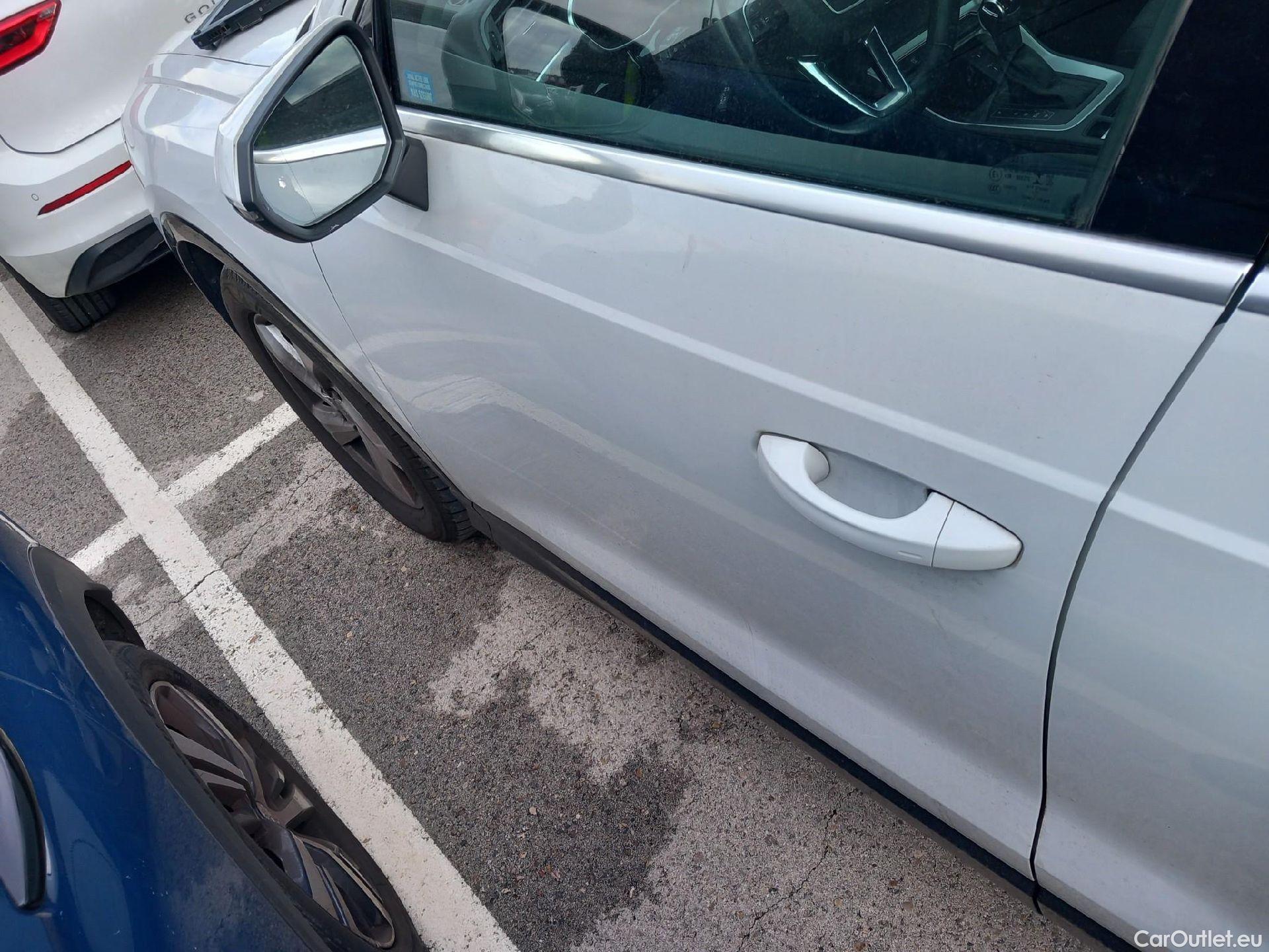  Audi  Q3 AUDI  / 2018 / 5P / todoterreno Advanced 35 TDI 110kW (150CV) S tronic #18