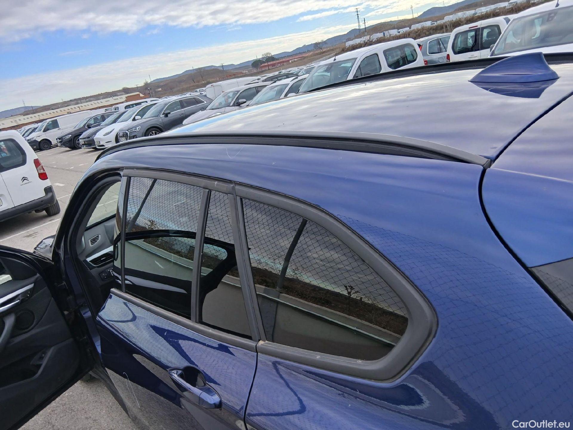  Bmw  X1 BMW  / 2019 / 5P / todoterreno sDrive16d Business #46