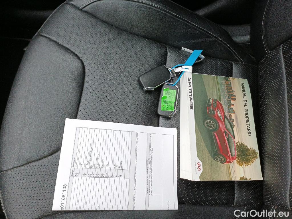  KIA  Niro KIA  / 2019 / 5P / crossover 1.6 GDi HEV 104kW (141CV) Emotion #1