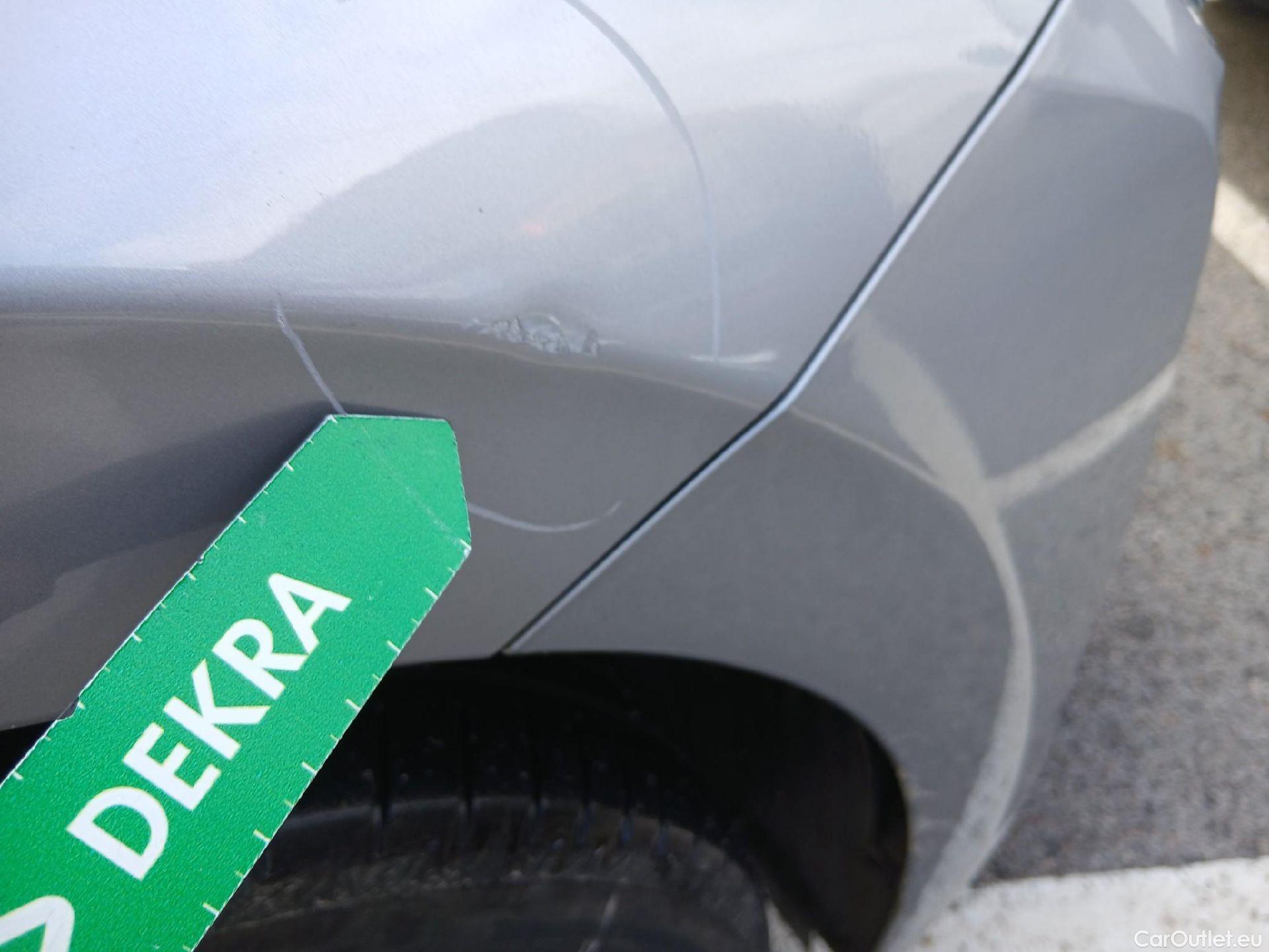  Hyundai   Ioniq HYUNDAI / 2019 / 5P / berlina con portón 1.6 GDI HEV Klass DCT #26