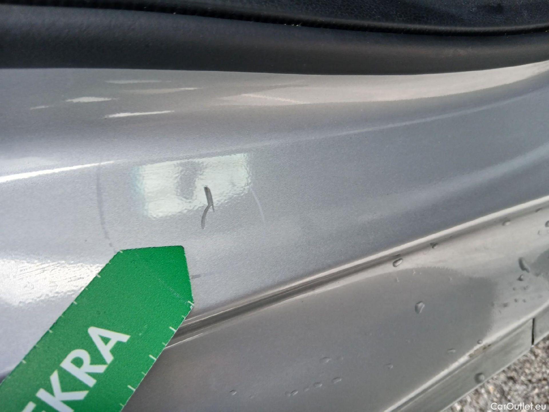  Hyundai   Ioniq HYUNDAI / 2019 / 5P / berlina con portón 1.6 GDI HEV Klass DCT #29