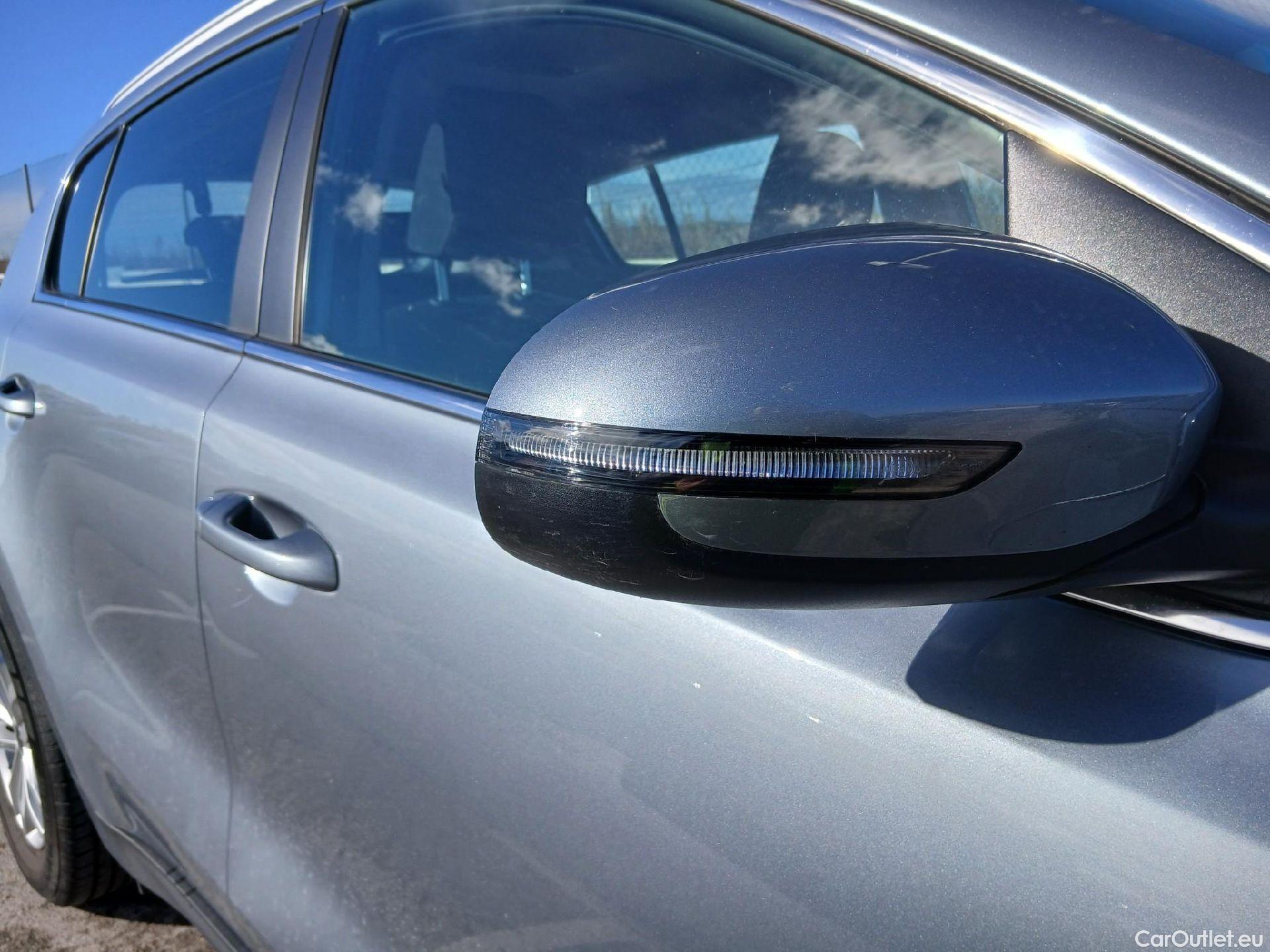  KIA  Sportage KIA  / 2018 / 5P / todoterreno 1.6 MHEV Business 85kW (115CV) 4x2 #25