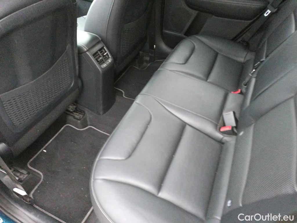  KIA  Niro KIA  / 2019 / 5P / crossover 1.6 GDi HEV 104kW (141CV) Emotion #9