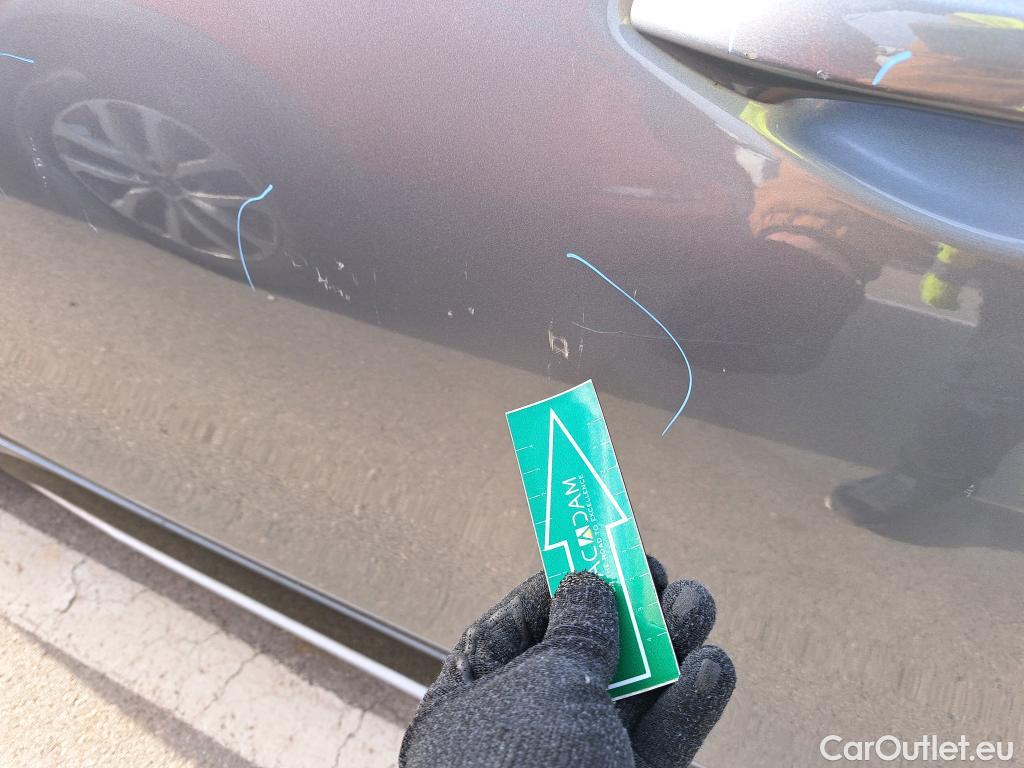  KIA  Cee'd KIA ProCeed / 2021 / 5P / familiar 1.5 MHEV 118kW (160CV) GT Line DCT #10