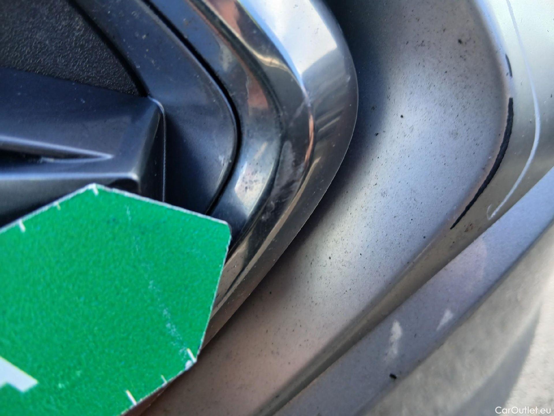  Hyundai   Ioniq HYUNDAI / 2019 / 5P / berlina con portón 1.6 GDI HEV Klass DCT #6