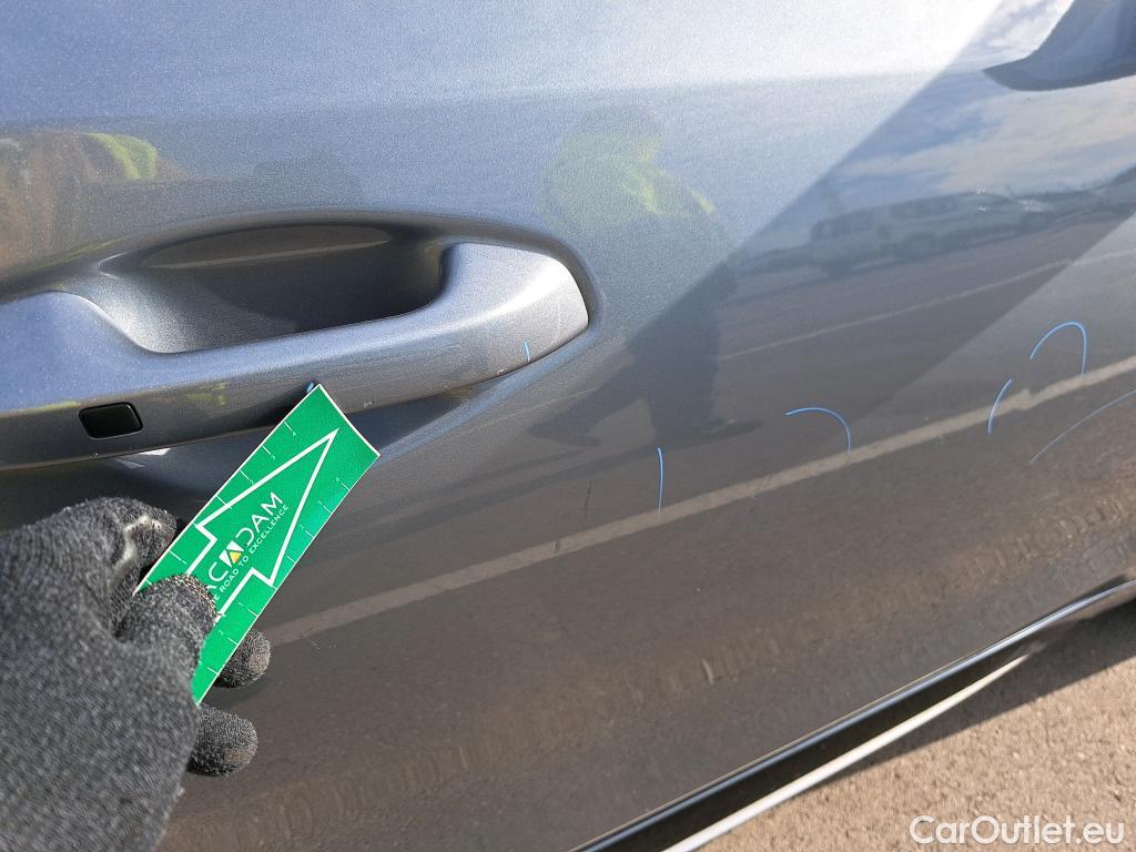  KIA  Cee'd KIA ProCeed / 2021 / 5P / familiar 1.5 MHEV 118kW (160CV) GT Line DCT #28