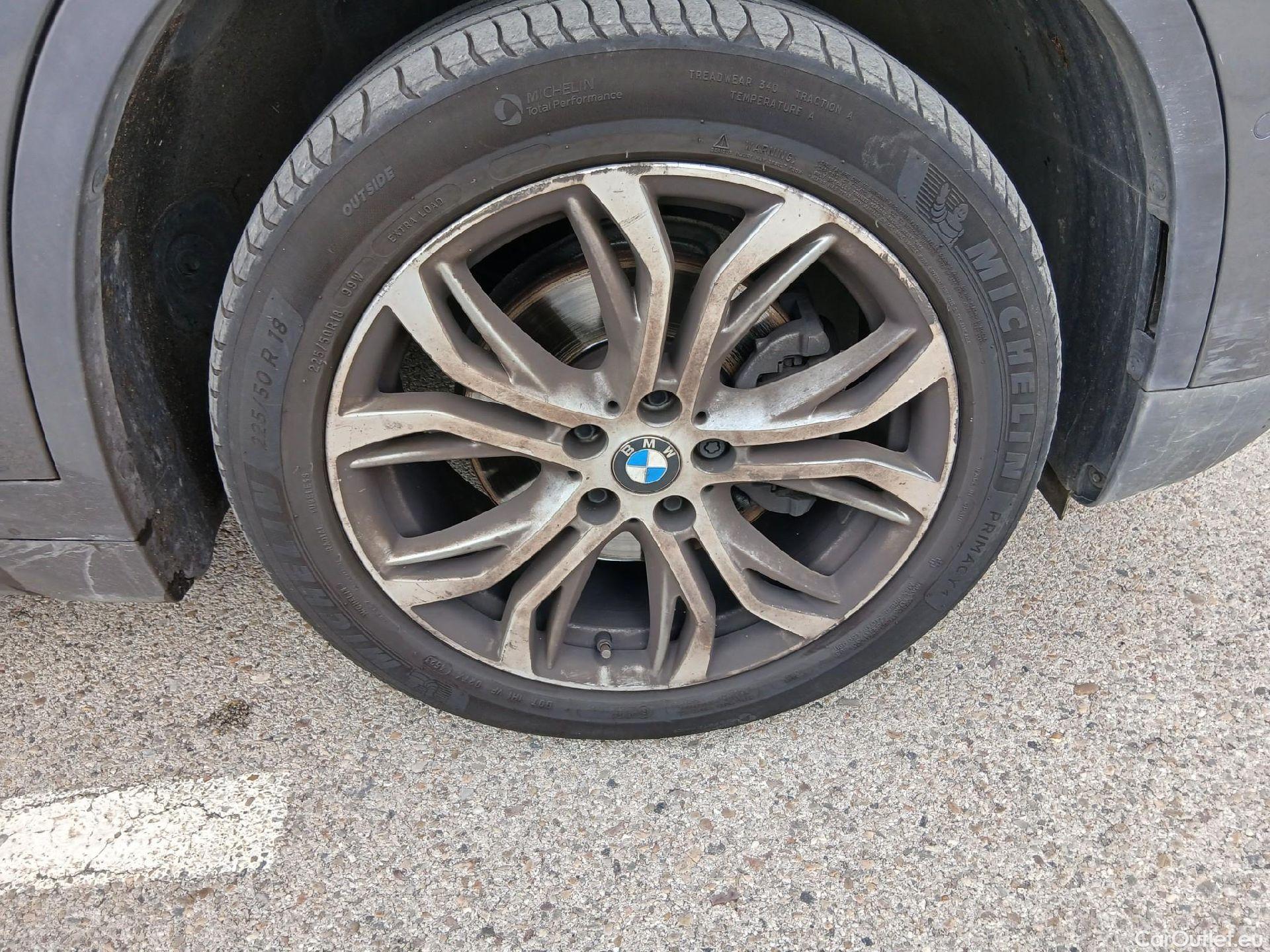  Bmw  X1 BMW  sDrive18i #36