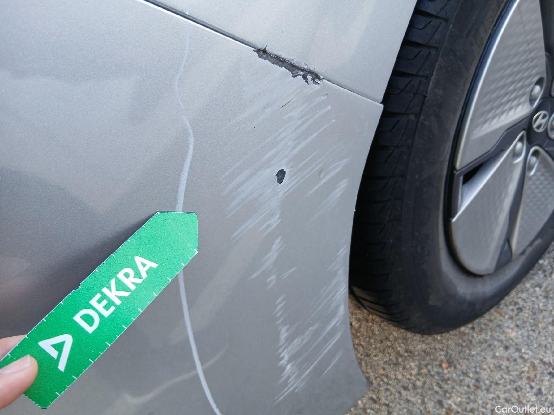  Hyundai   Ioniq HYUNDAI / 2019 / 5P / berlina con portón 1.6 GDI HEV Klass DCT #15