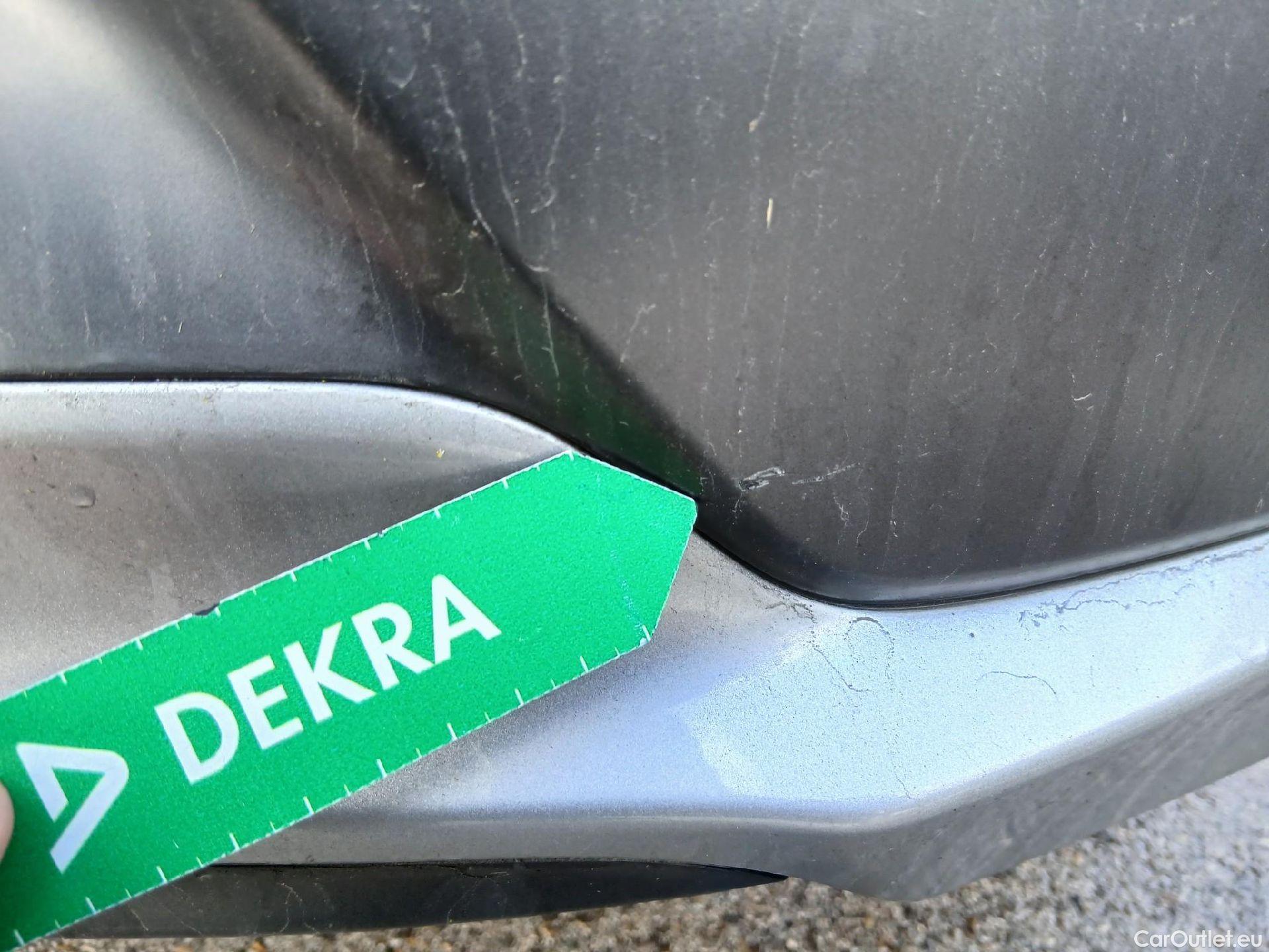  Hyundai   Ioniq HYUNDAI / 2019 / 5P / berlina con portón 1.6 GDI HEV Klass DCT #17