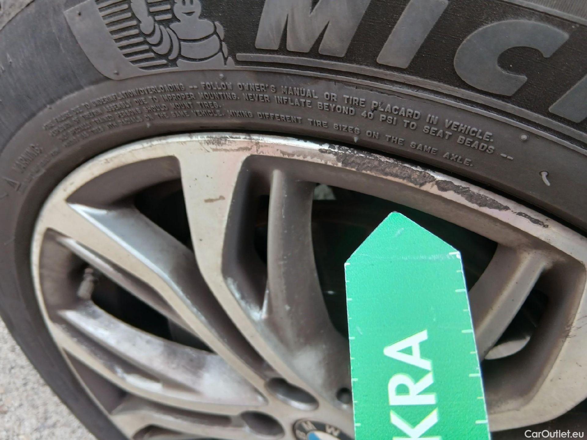  Bmw  X1 BMW  sDrive18i #6