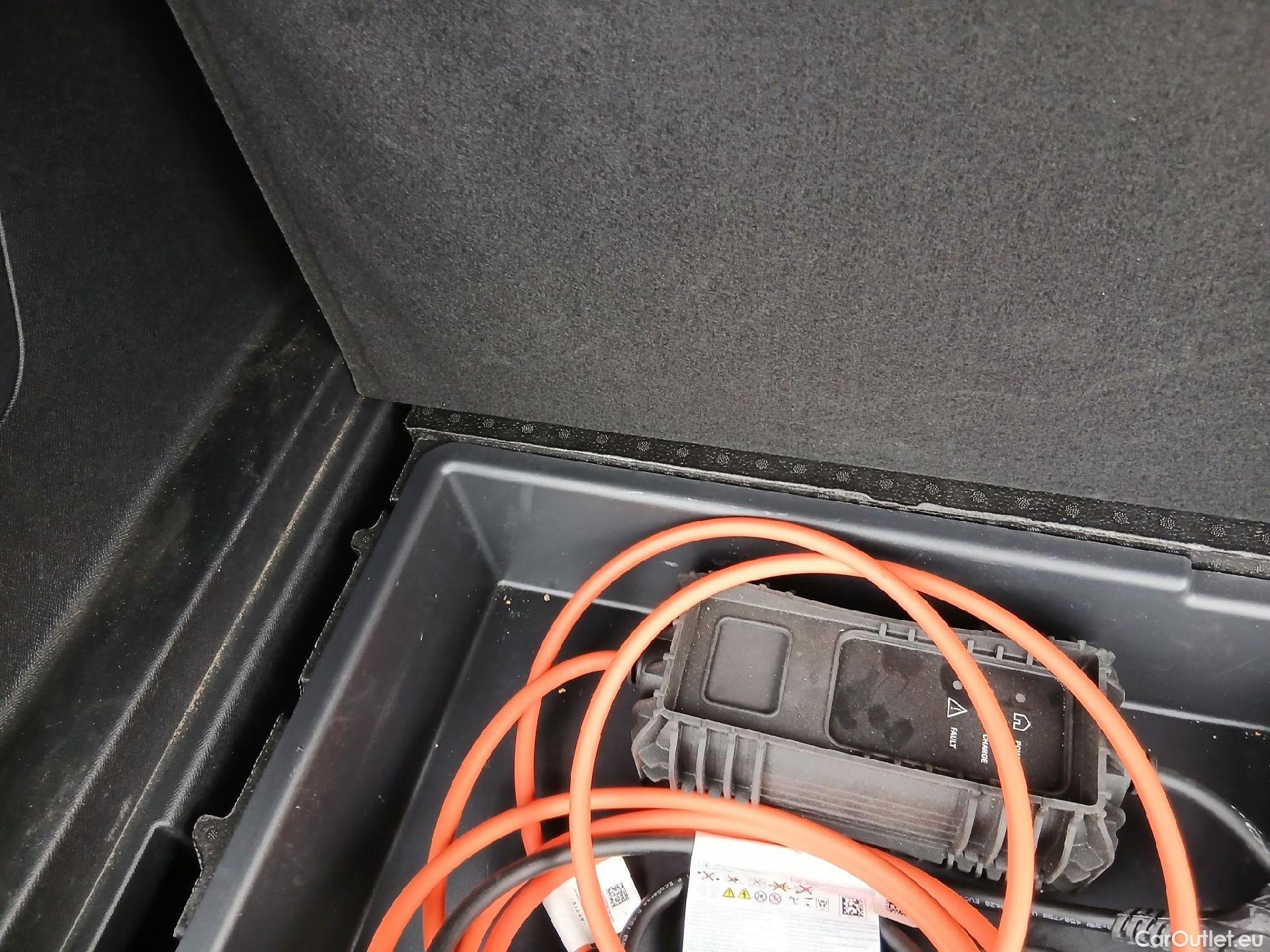  Citroen  C5 CITROEN  Aircross Hybrid / 2022 / 5P / todoterreno 225 e-EAT8 Shine Pack #1