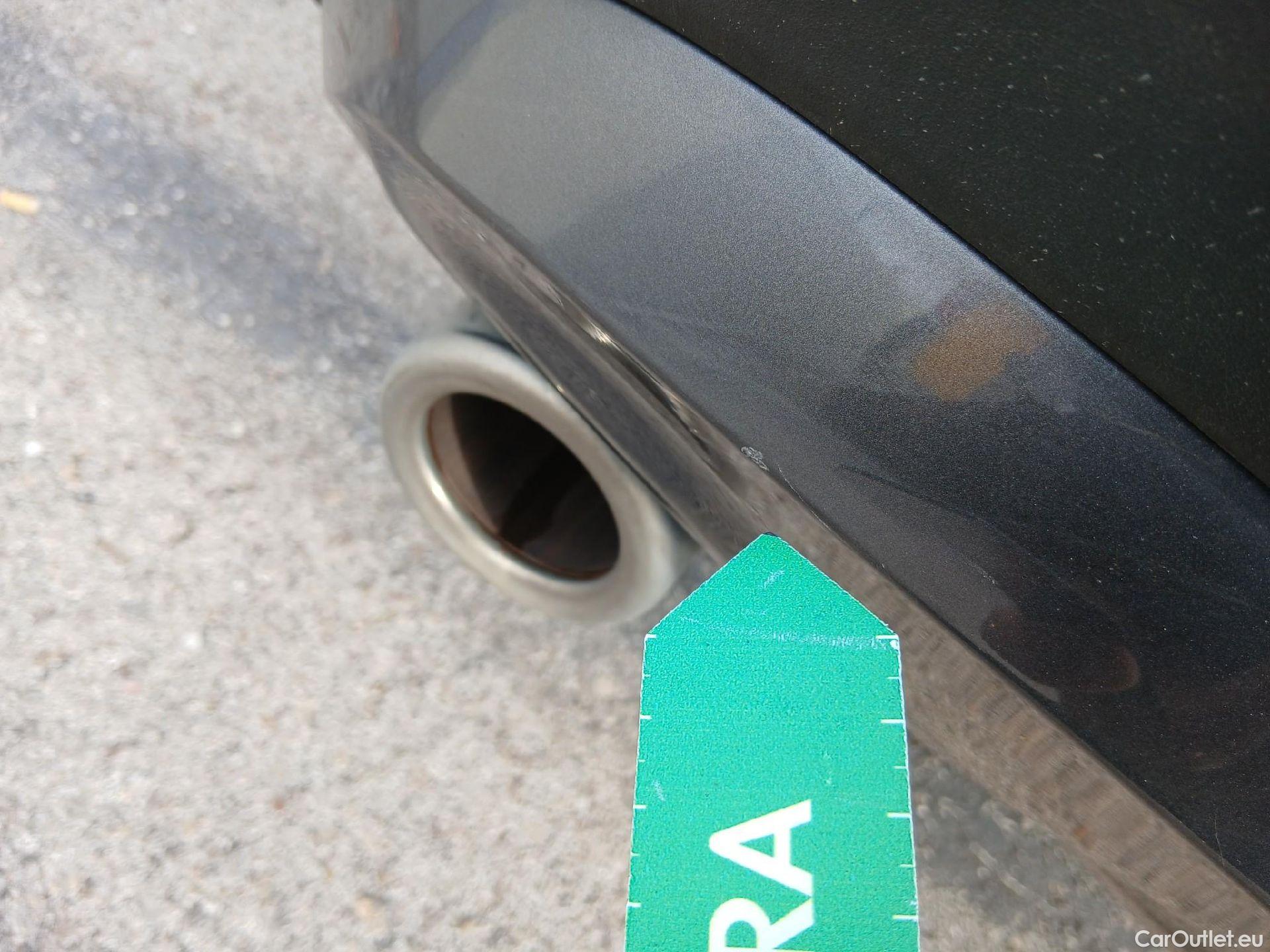  Bmw  X1 BMW  sDrive18i #19