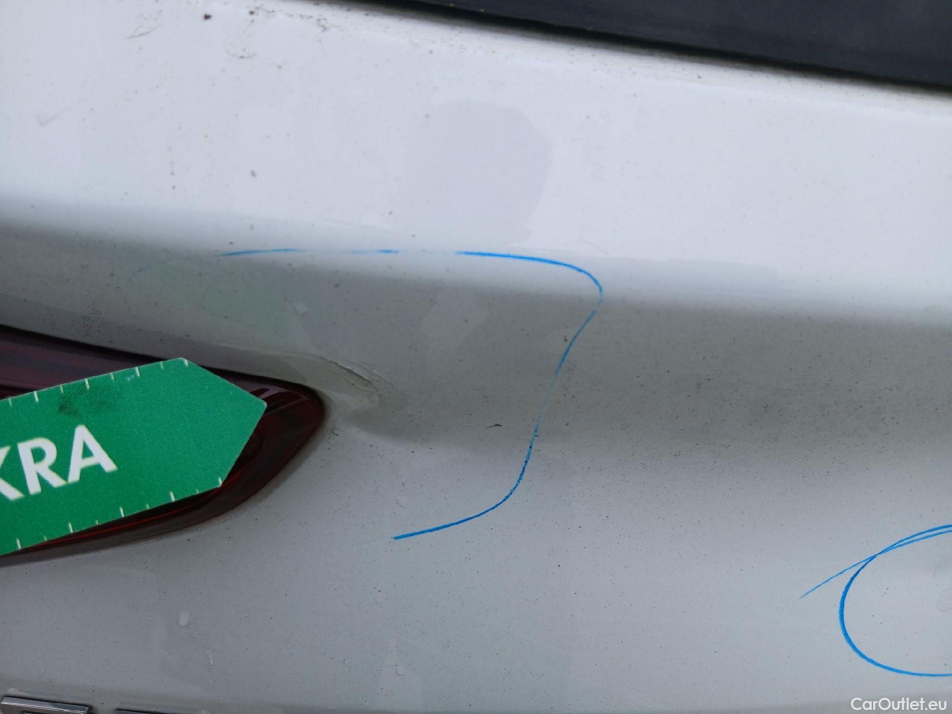  KIA  Cee'd KIA Ceed / 2018 / 5P / berlina con portón 1.6 CRDi 85kW (115CV) Business #22