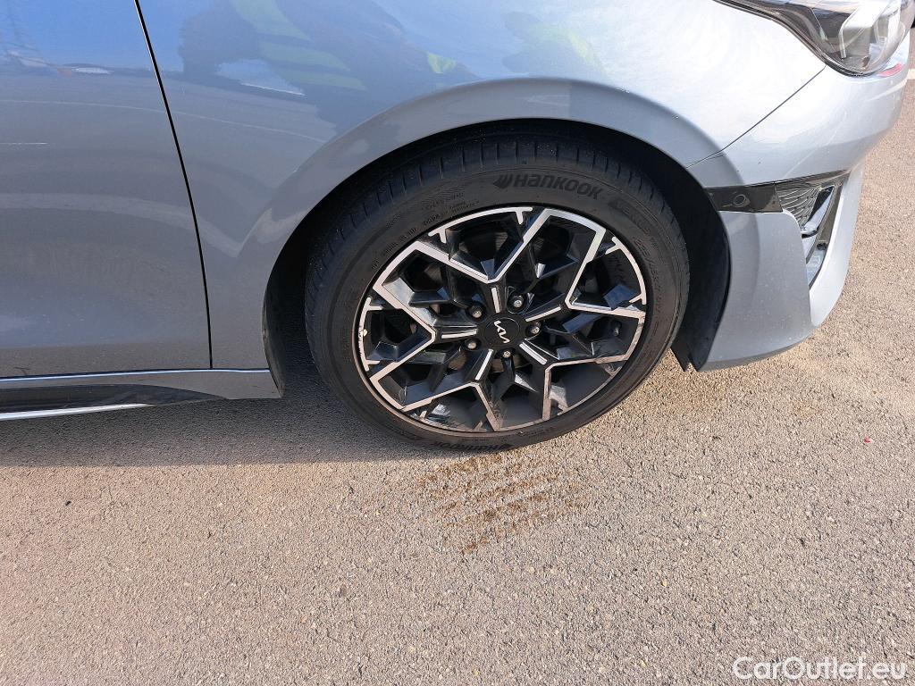  KIA  Cee'd KIA ProCeed / 2021 / 5P / familiar 1.5 MHEV 118kW (160CV) GT Line DCT #5