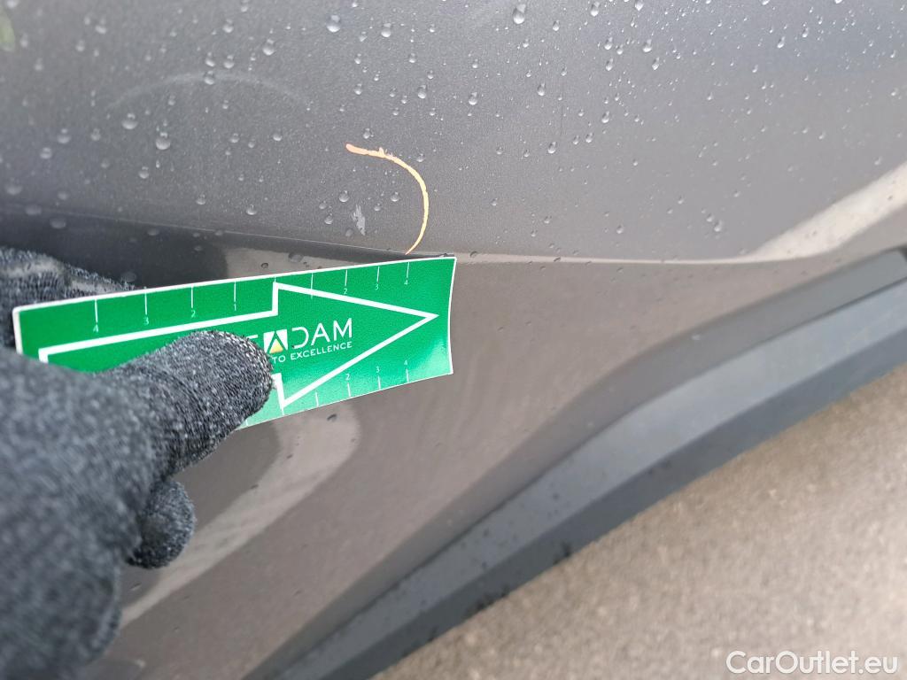  Toyota  C-HR TOYOTA  / 2016 / 5P / todoterreno 1.8 125H Advance (CX) #25