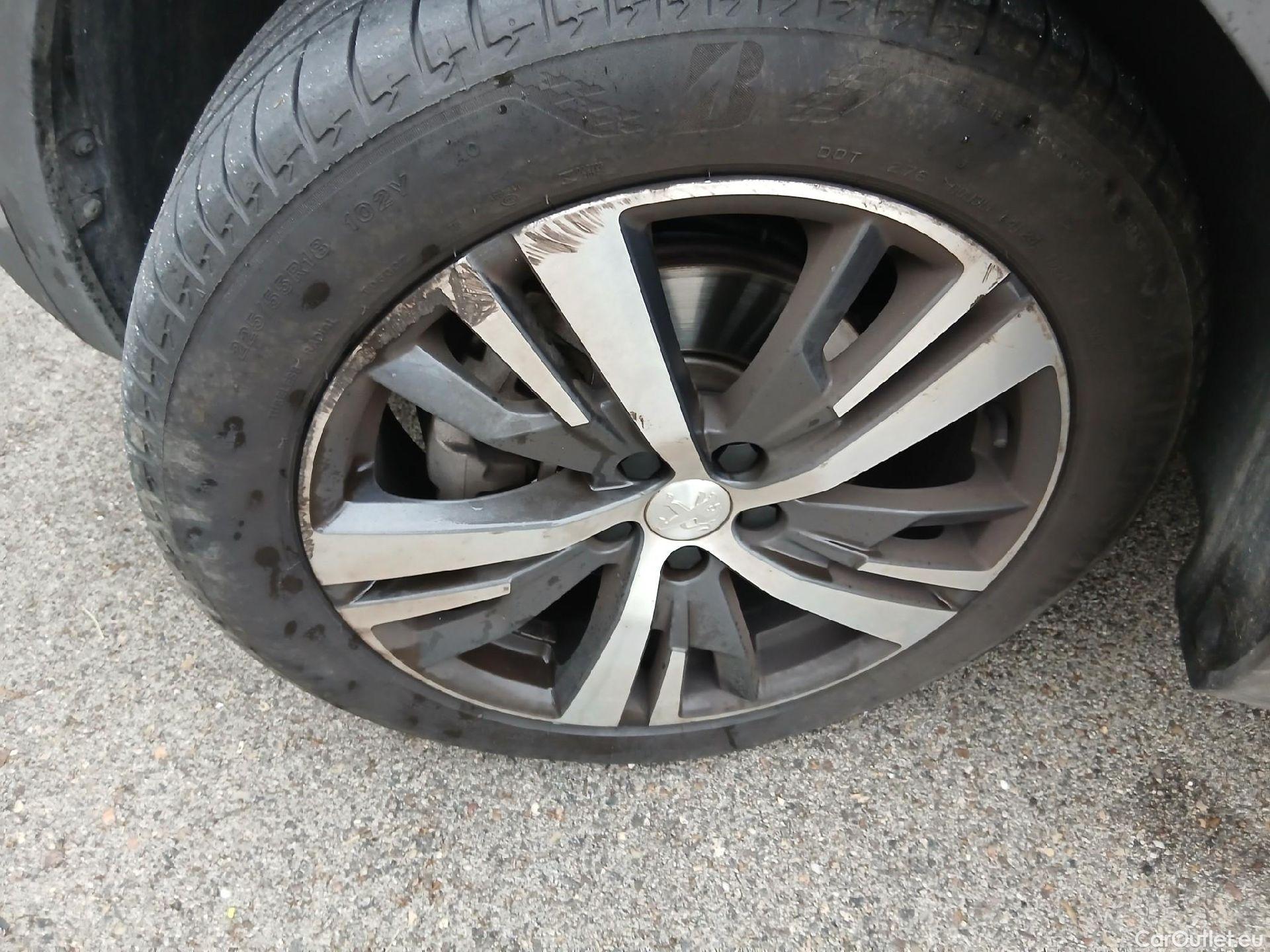  Peugeot  3008  Allure Pack 1.5 HDi 130CV AT8 E6d #8