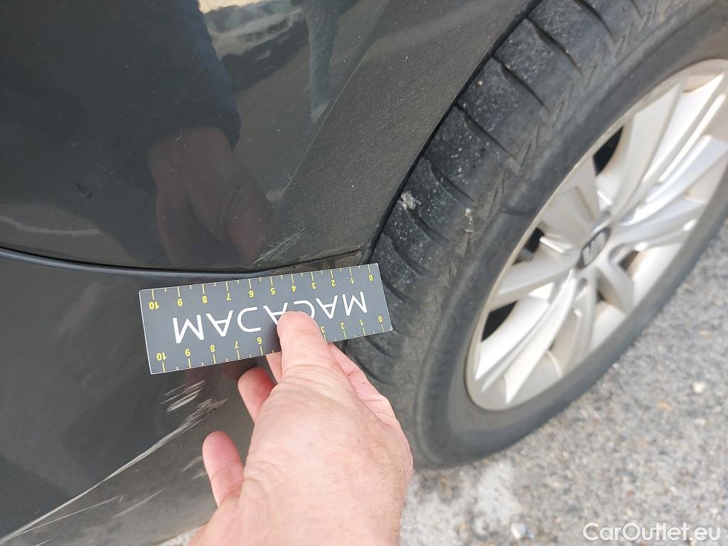  Seat  Alhambra SEAT  / 2010 / 5P / monovolumen 1.4 TSI 110kW DSG St&Sp Style GO(SP) #17