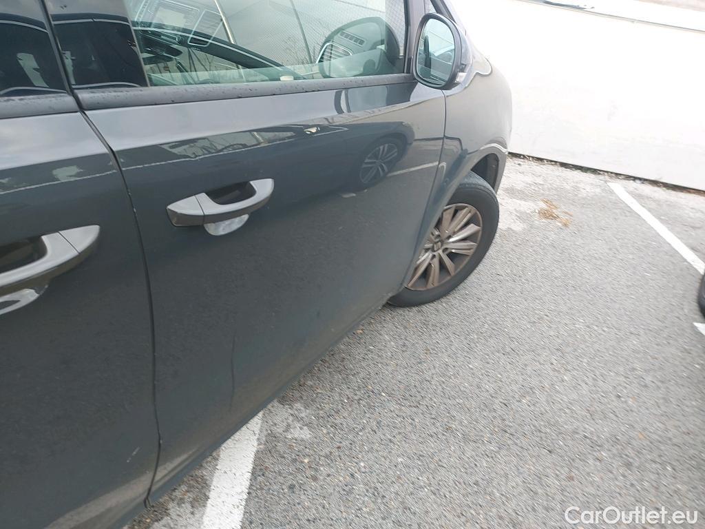  Seat  Alhambra SEAT  / 2010 / 5P / monovolumen 1.4 TSI 110kW DSG St&Sp Style GO(SP) #3