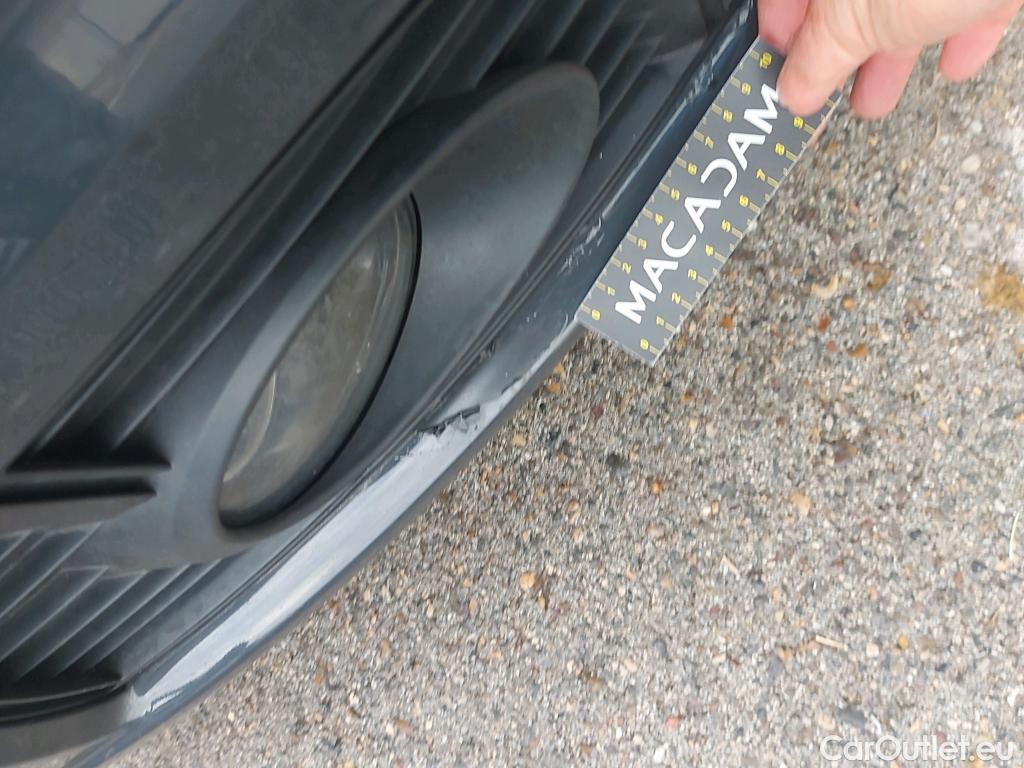  Seat  Alhambra SEAT  / 2010 / 5P / monovolumen 1.4 TSI 110kW DSG St&Sp Style GO(SP) #23