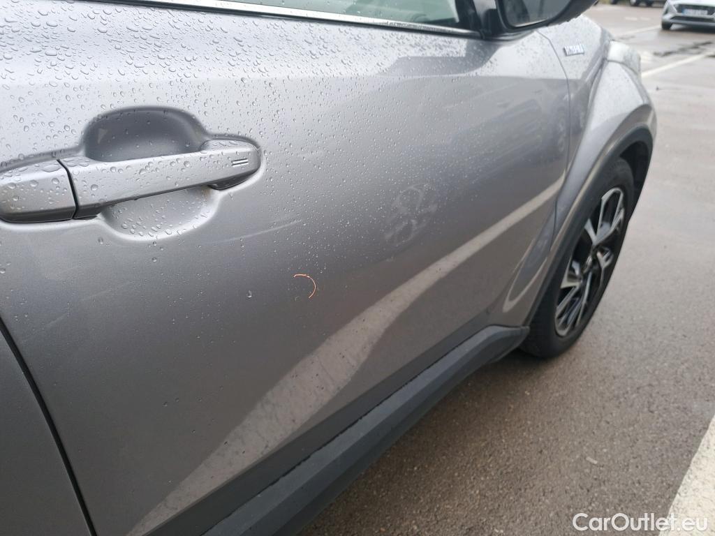  Toyota  C-HR TOYOTA  / 2016 / 5P / todoterreno 1.8 125H Advance (CX) #28