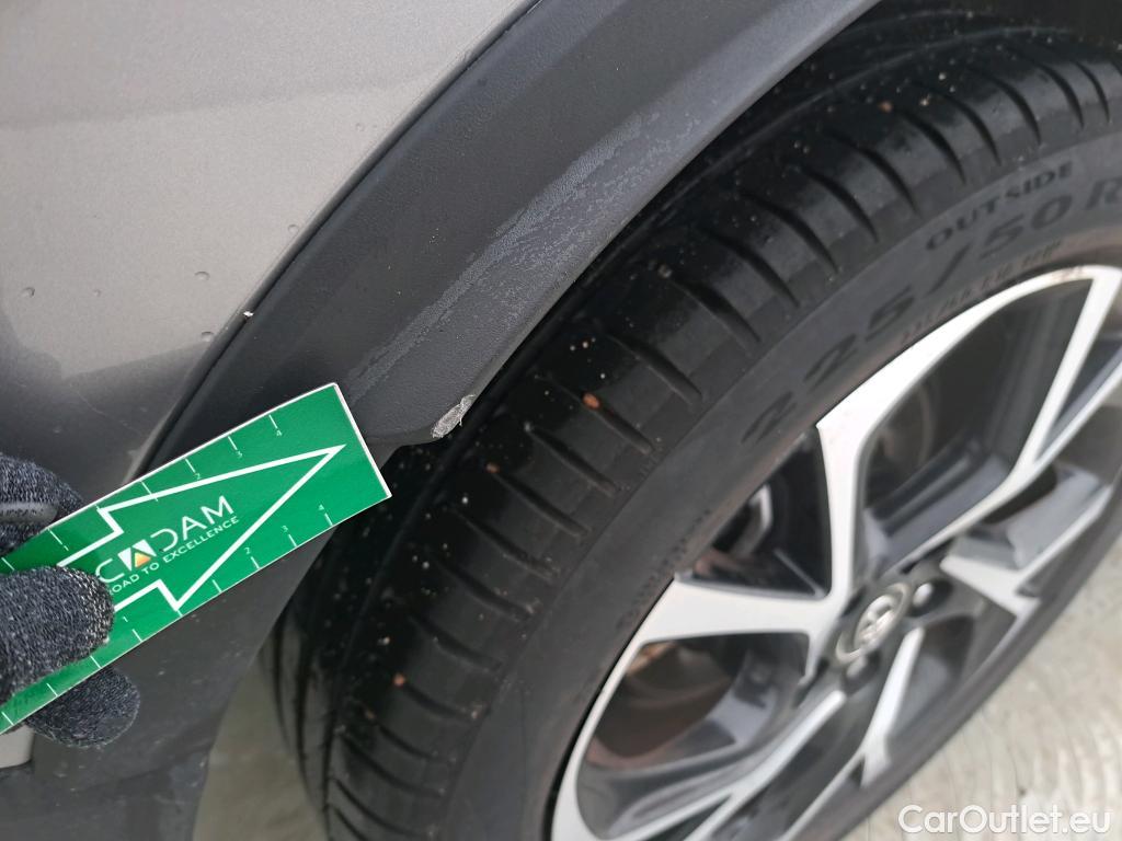  Toyota  C-HR TOYOTA  / 2016 / 5P / todoterreno 1.8 125H Advance (CX) #31