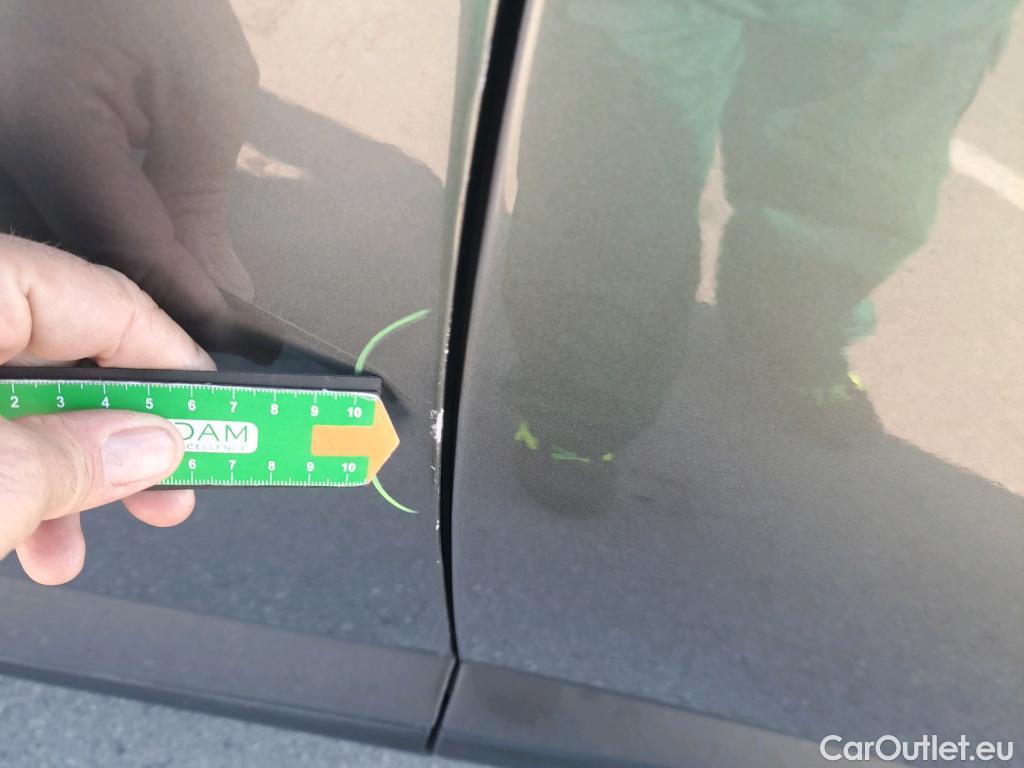  Nissan  Qashqai NISSAN  / 2021 / 5P / todoterreno DIG-T 116kW (158CV) mHEV Xtronic Acenta #6