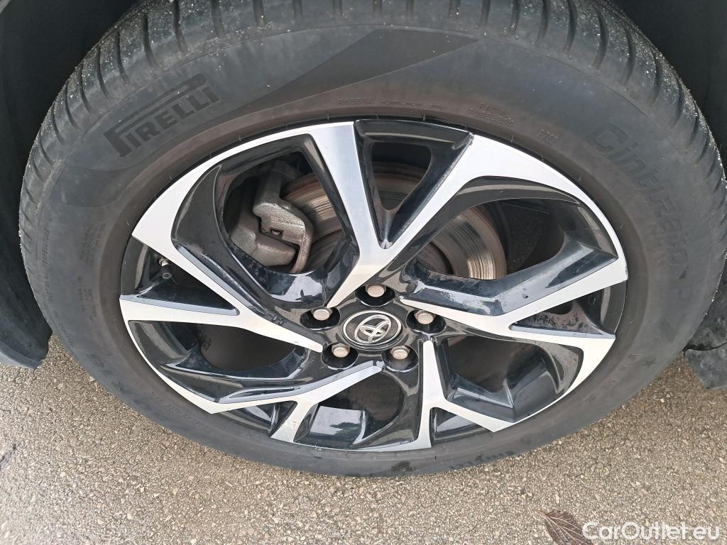  Toyota  C-HR TOYOTA  / 2016 / 5P / todoterreno 1.8 125H Advance (CX) #21
