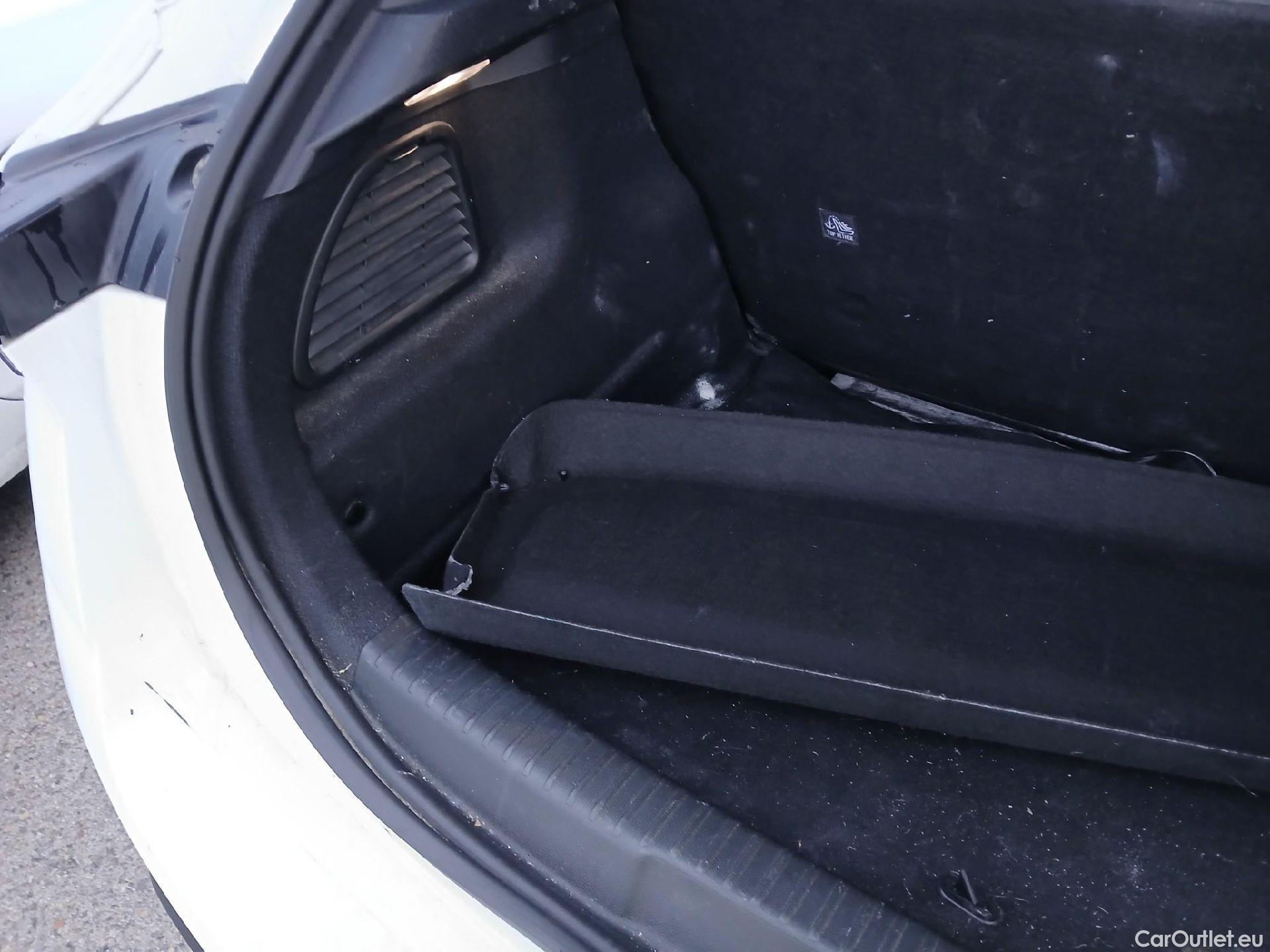  Opel  Mokka OPEL  / 2020 / 5P / todoterreno 1.5 D GS Line (AC) #2