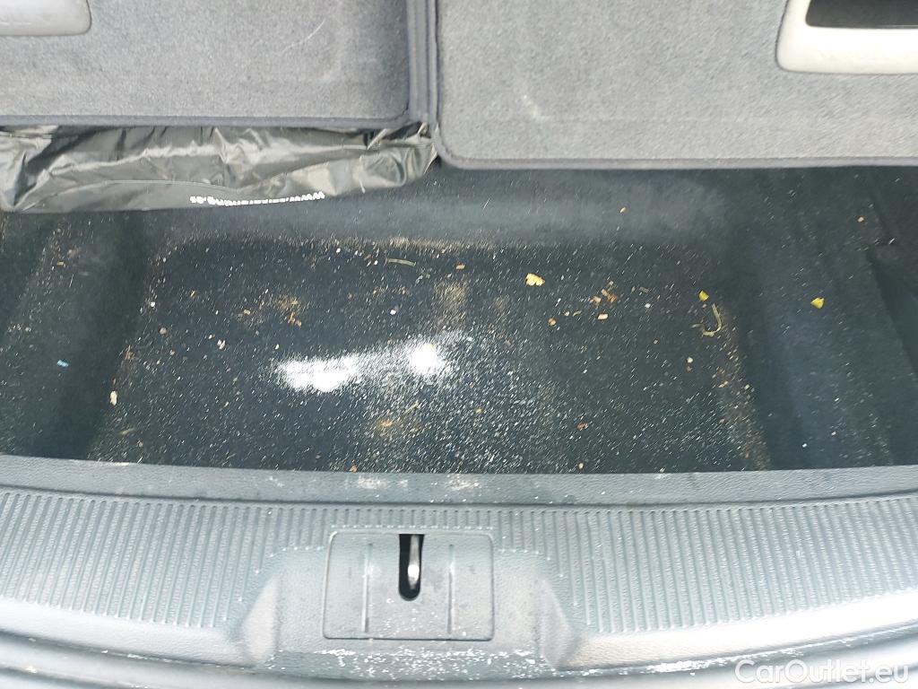  Seat  Alhambra SEAT  / 2010 / 5P / monovolumen 1.4 TSI 110kW DSG St&Sp Style GO(SP) #7