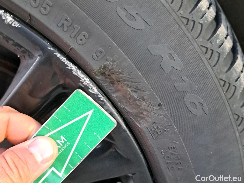  Mini  Cooper MINI MINI / 2014 / 5P / berlina con portón ONE 5 PUERTAS (CX) #4