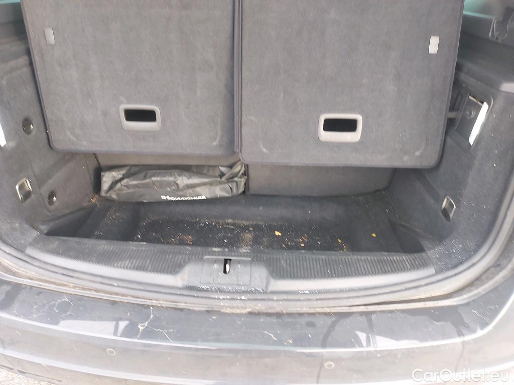  Seat  Alhambra SEAT  / 2010 / 5P / monovolumen 1.4 TSI 110kW DSG St&Sp Style GO(SP) #6