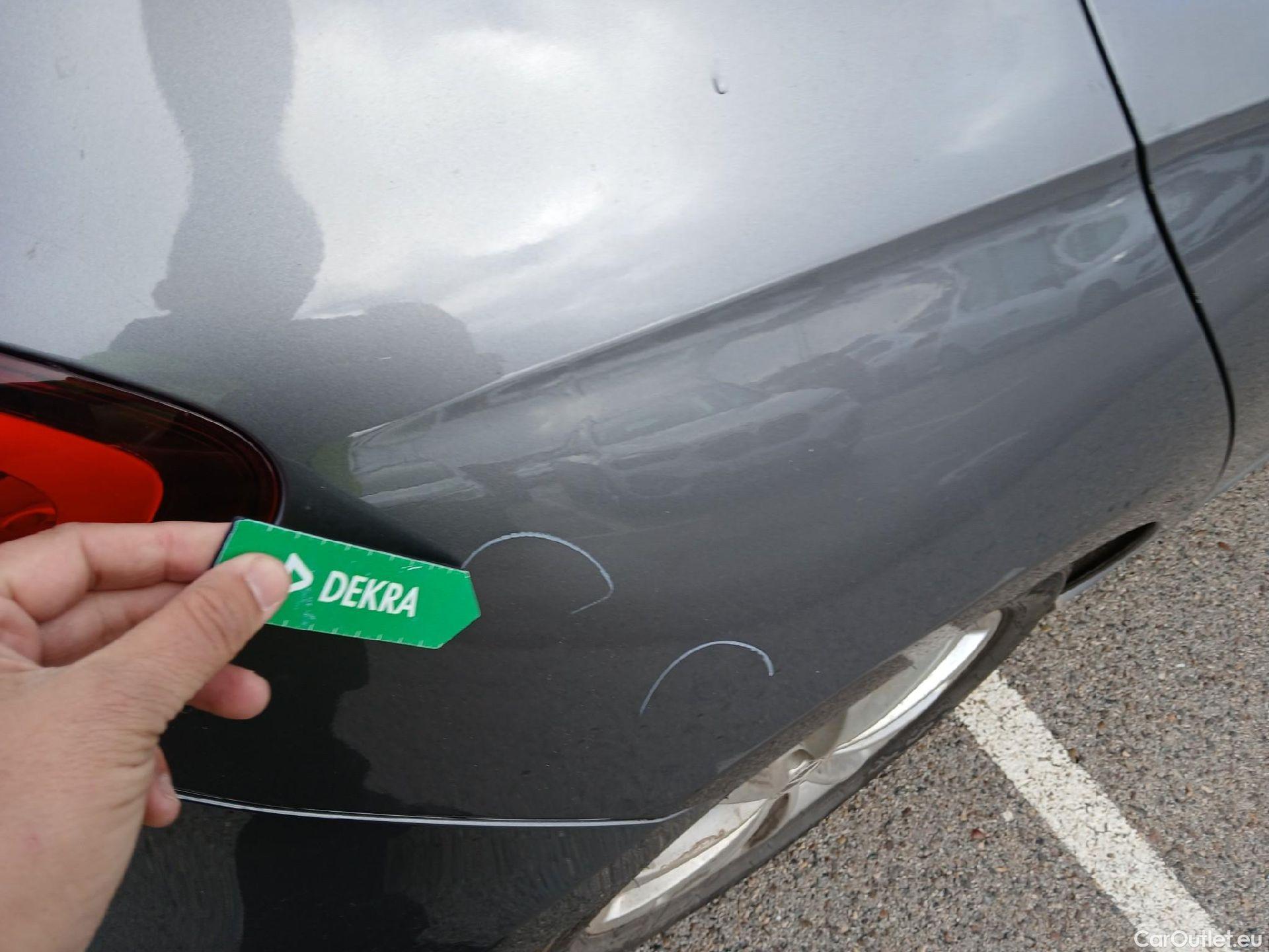  Mercedes  A-Klasse MERCEDES-BENZ Clase A / 2018 / 5P / berlina con portón A 180 d #16