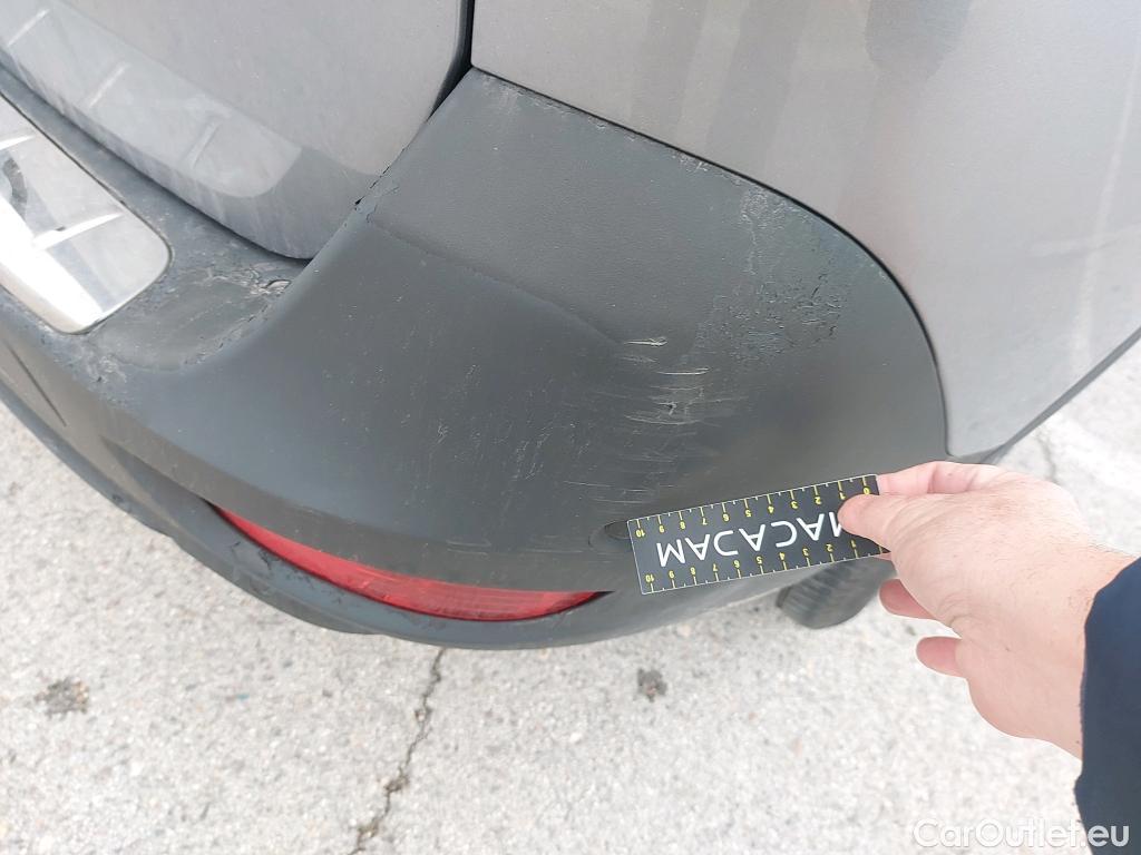  Peugeot  5008  Allure Pack 1.5 HDi 130CV AT8 7 Plazas E6d #4