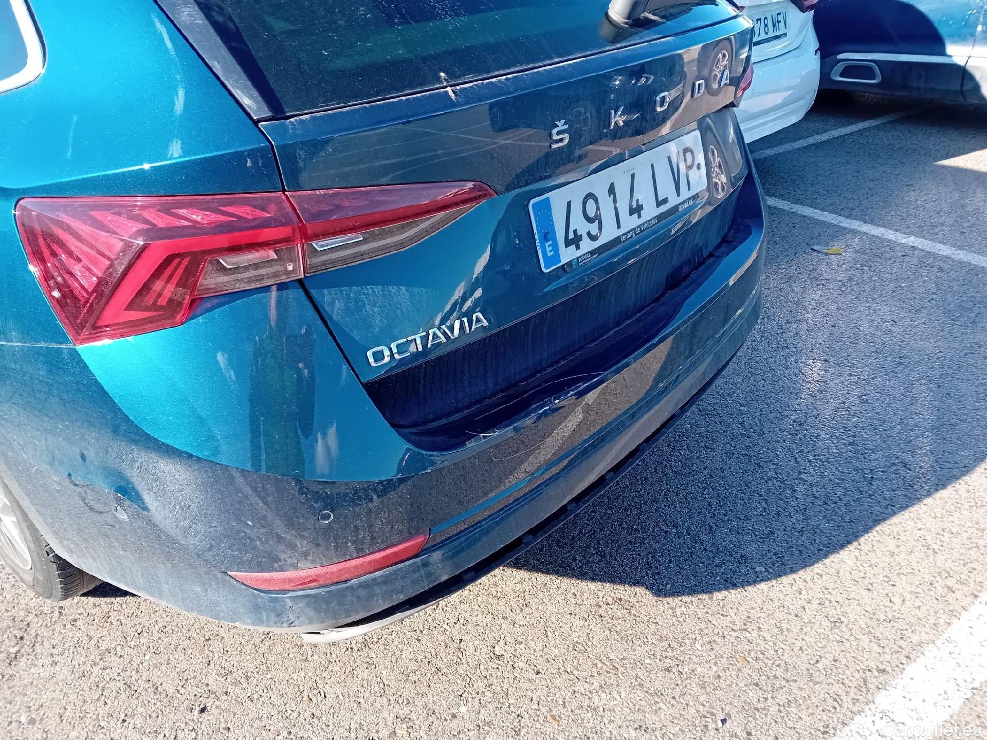  Skoda  Octavia SKODA  / 2020 / 5P / familiar Combi 2.0 TDI 110kW (150CV) DSG Style #9