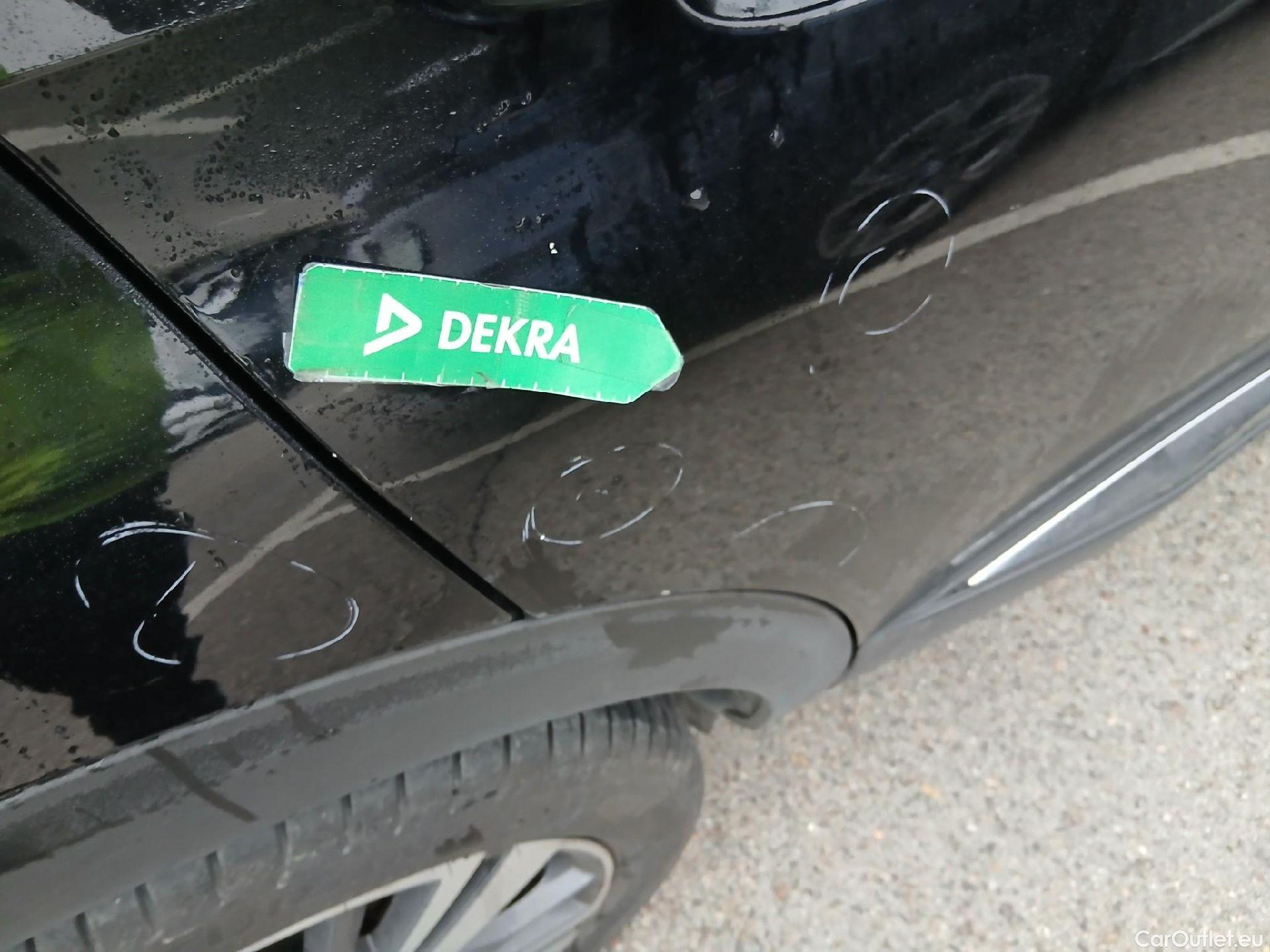  Peugeot  3008  Allure Pack 1.5 HDi 130CV AT8 E6d #24