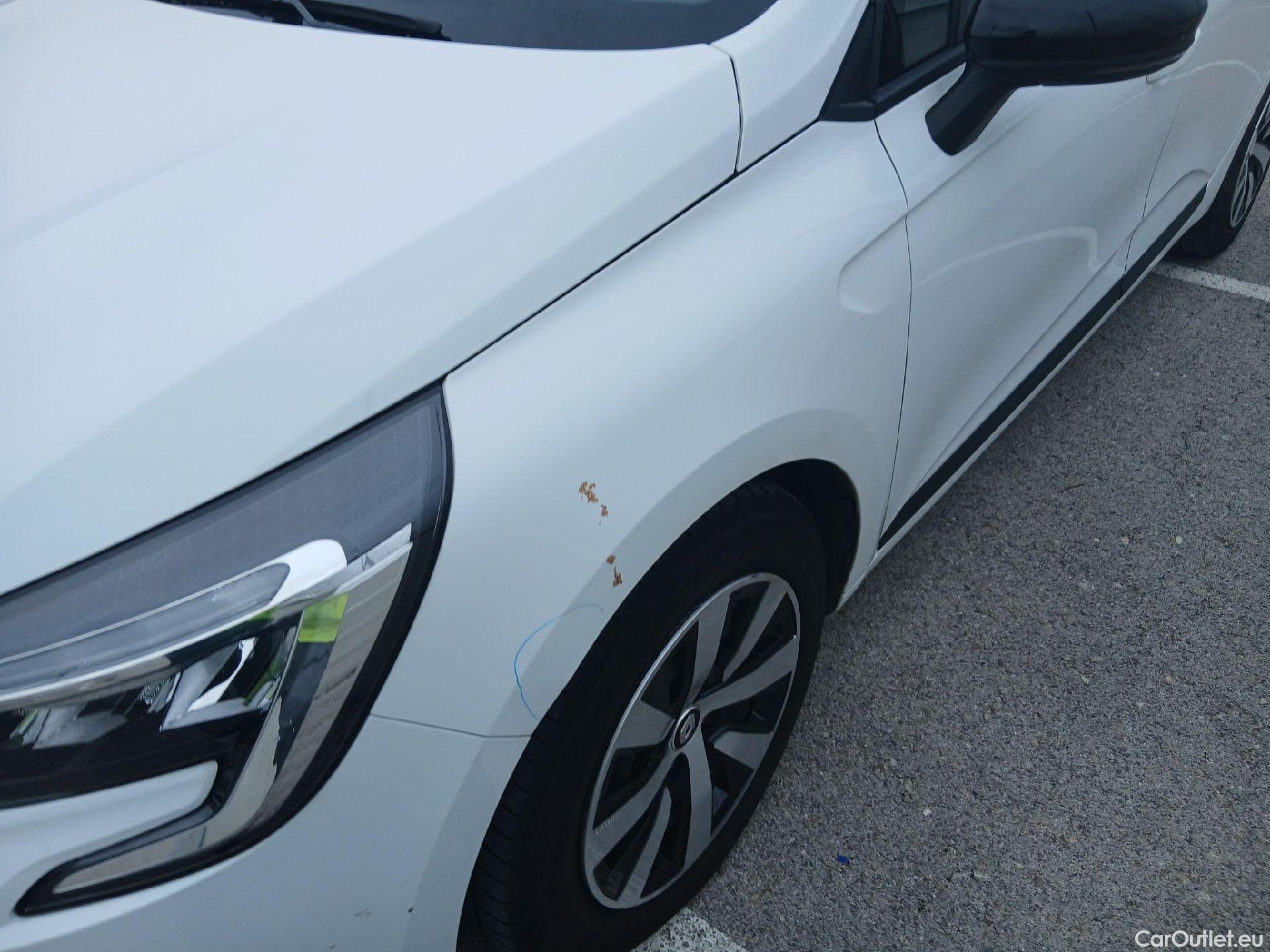  Renault  Clio RENAULT  / 2019 / 5P / berlina con portón Equilibre Blue dCi 74kW (100CV) #9