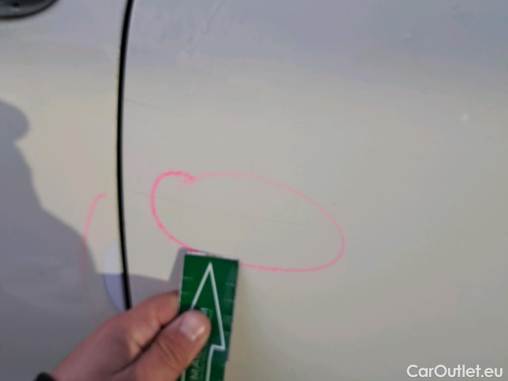  Mini  Cooper MINI MINI / 2014 / 5P / berlina con portón ONE 5 PUERTAS (CX) #23