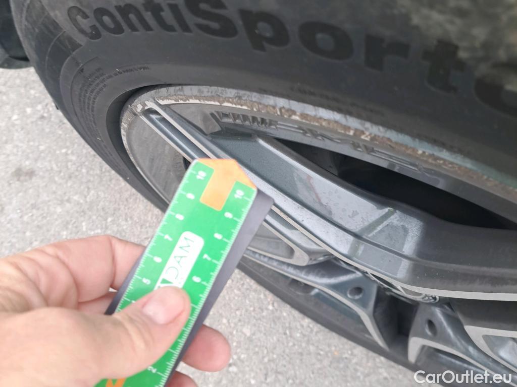  Mercedes  G-Klasee MERCEDES-BENZ GLC Coupé / 2019 / 5P / coupé GLC 220 d 4MATIC #2